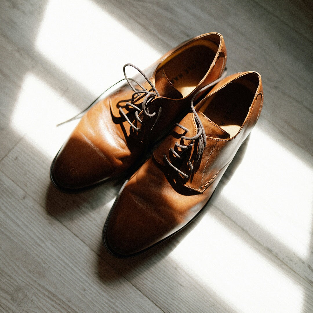 How to Use Shoe Trees and Horns to Prevent Dress Shoes From Creasing