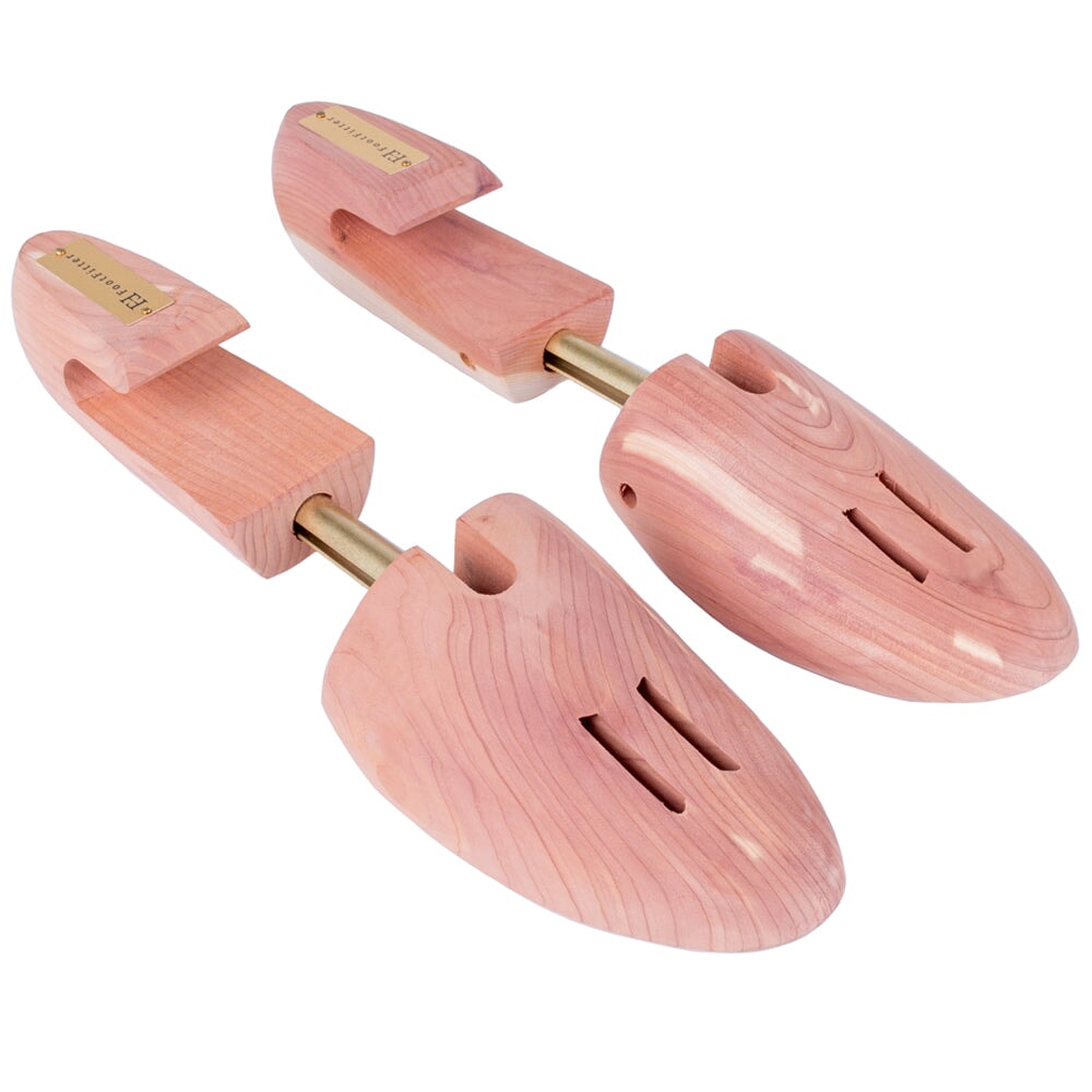 FootFitter Cedar Shoe Tree for Men, Full Toe Block and Wide Hook Heel, Aromatic Shoe Shaper - LE11 Shoe Trees & Shapers FootFitter