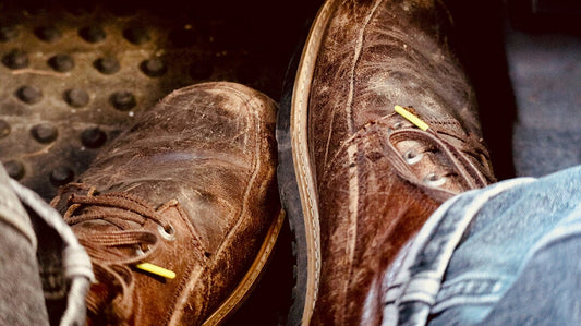5 Ways to Solve Your Seriously Distracting Smelly Shoes Situation