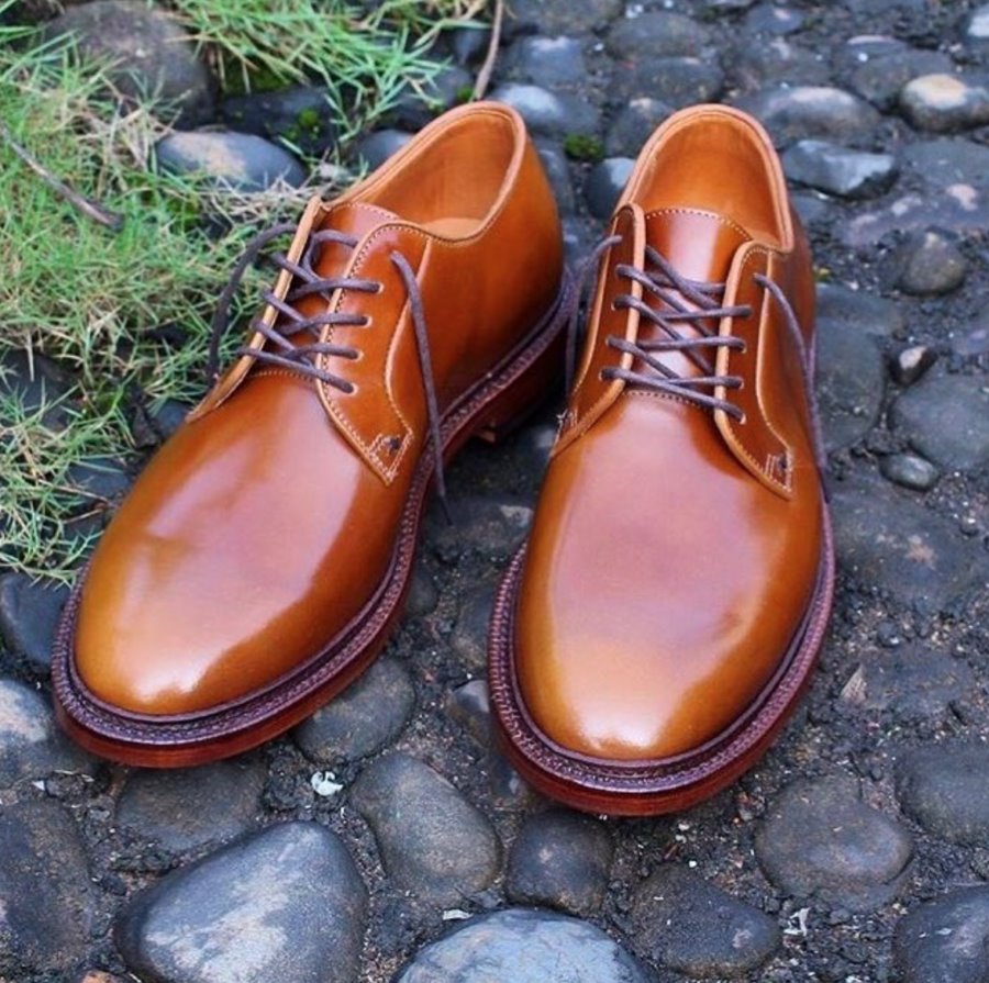 Leather Shoes: A Comprehensive Guide on Selecting the Best Pair