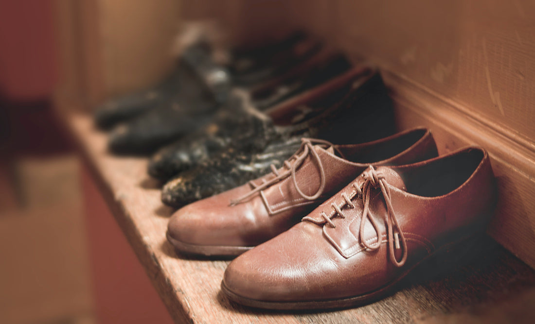 Leather shoe repair kit Auction