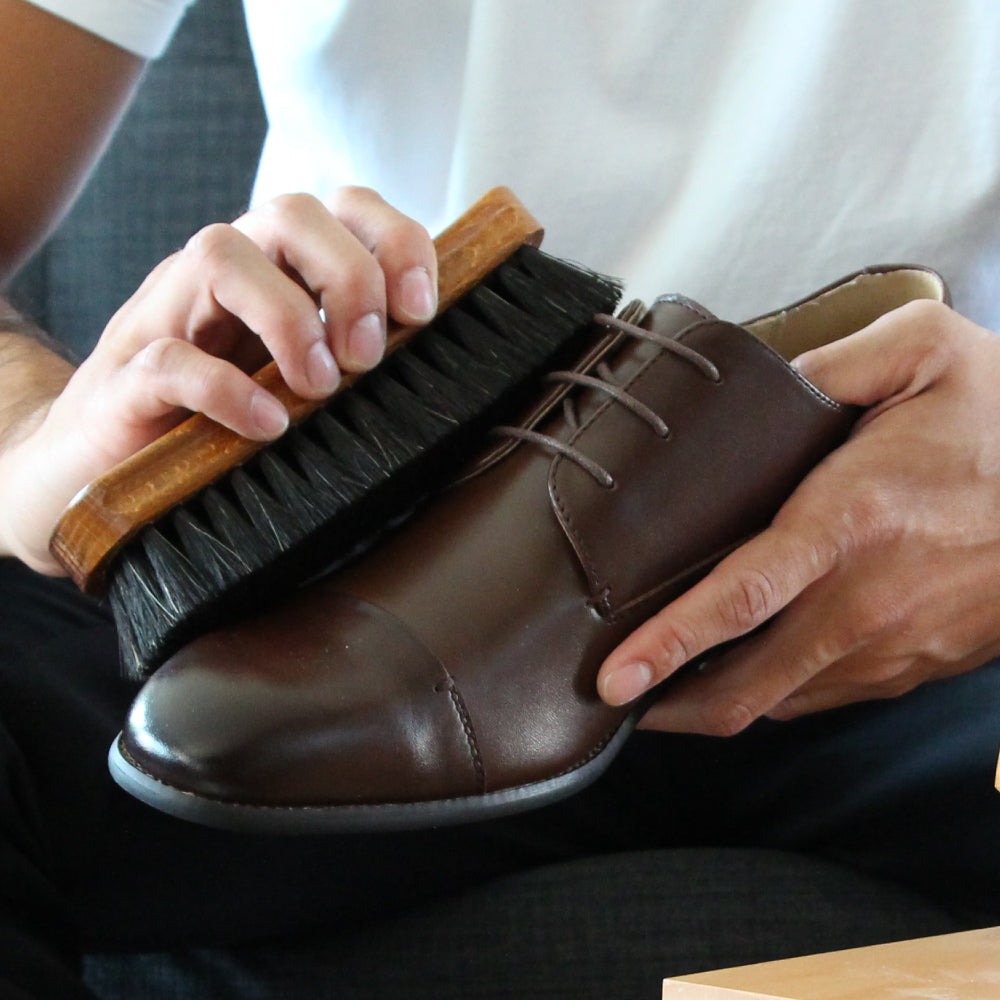 Shoe Gear Men's Polish Applicator Brush, Brown, Wooden
